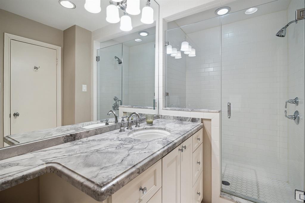 1140 Fountain View Drive # 199
