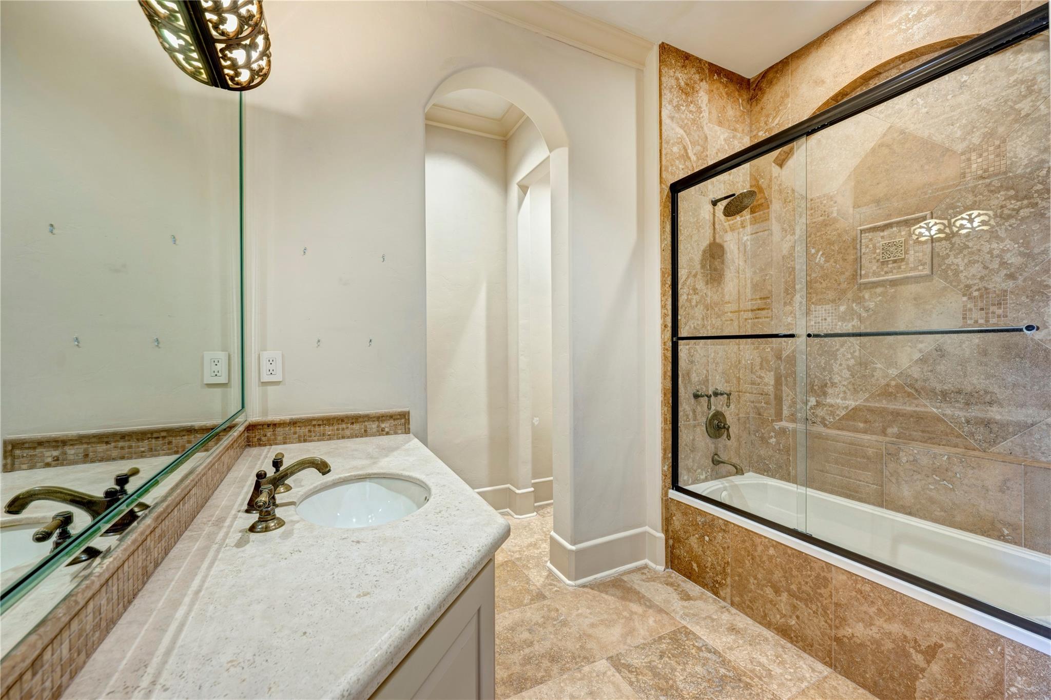 710 Pinehaven Drive