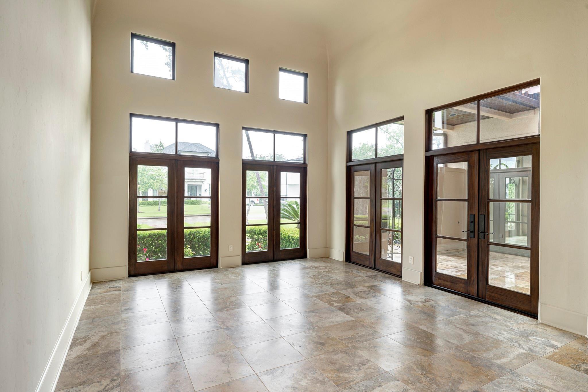710 Pinehaven Drive