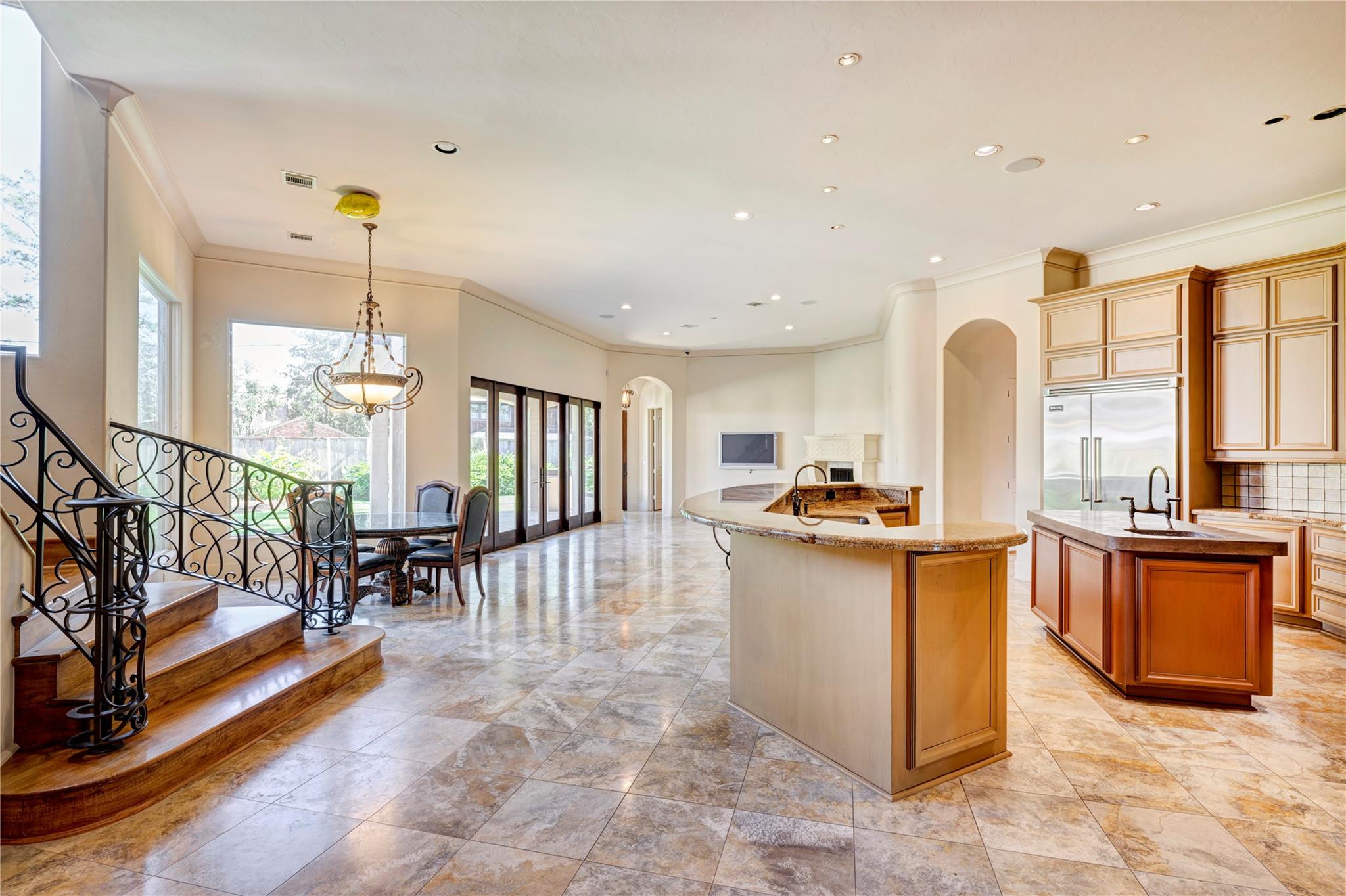 710 Pinehaven Drive