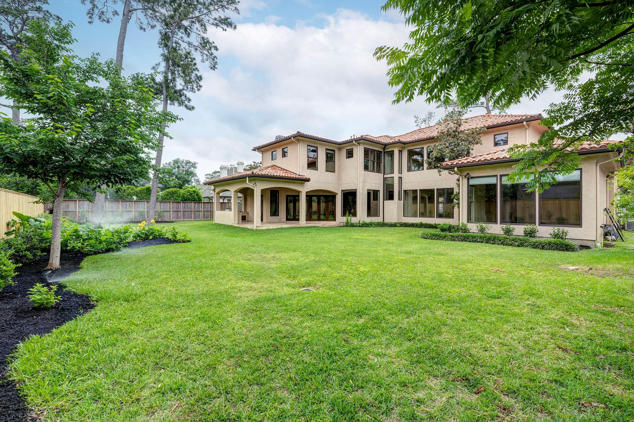710 Pinehaven Drive