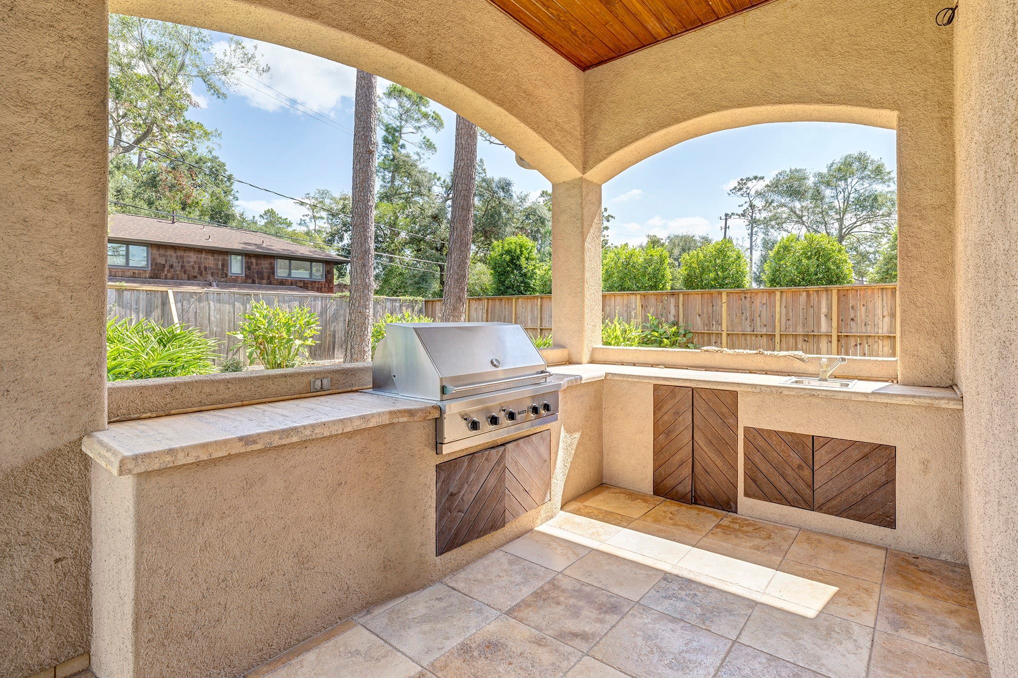710 Pinehaven Drive
