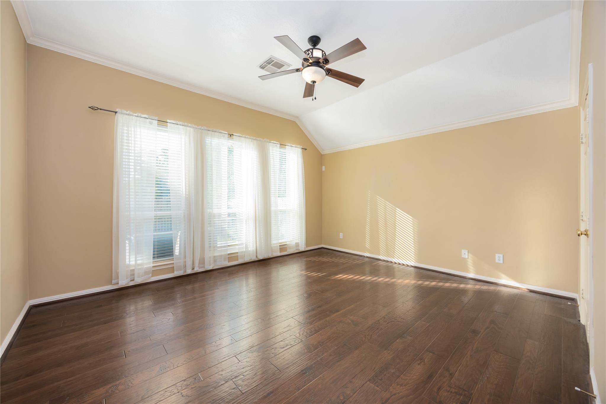 25619 Myrtle Springs