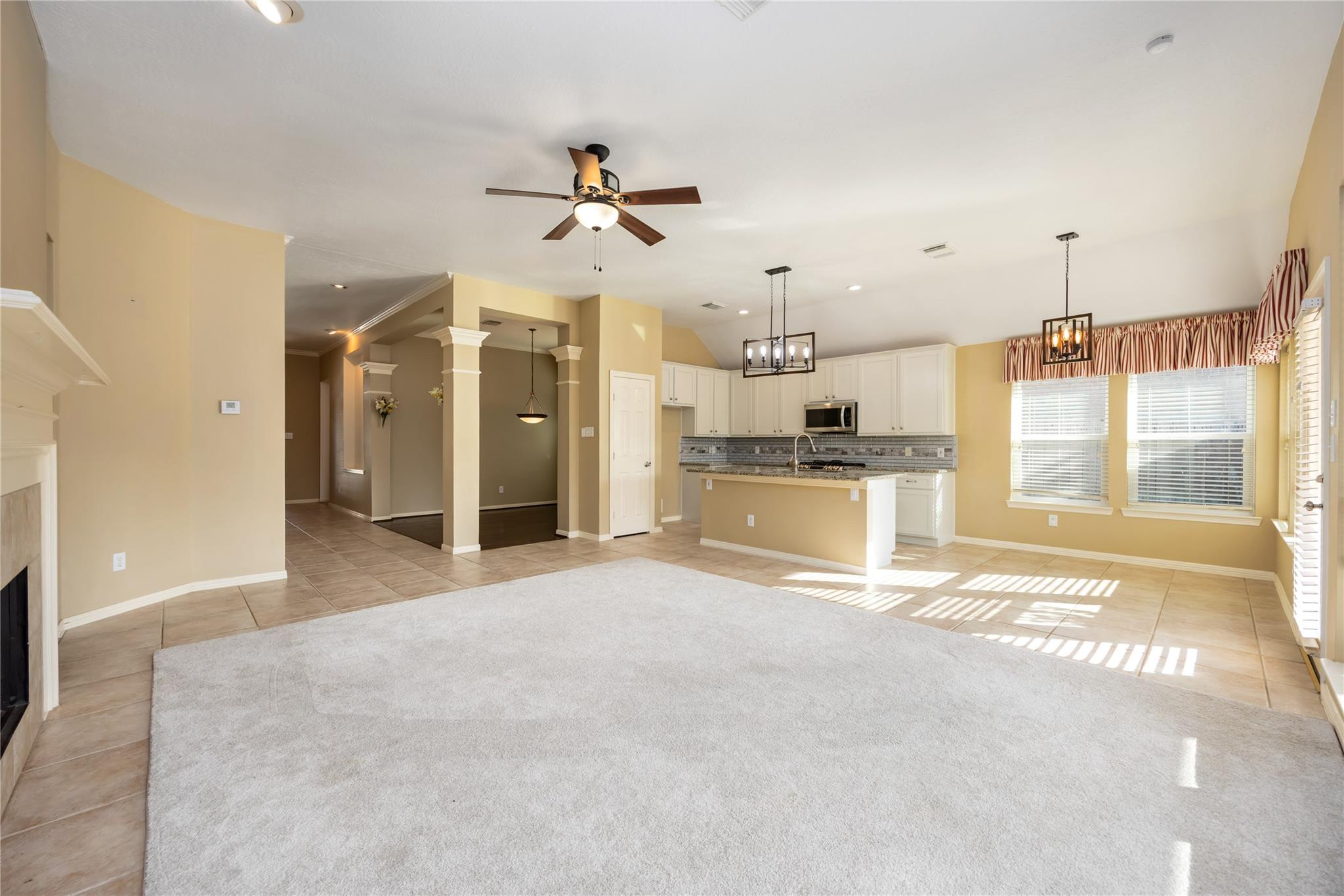 25619 Myrtle Springs