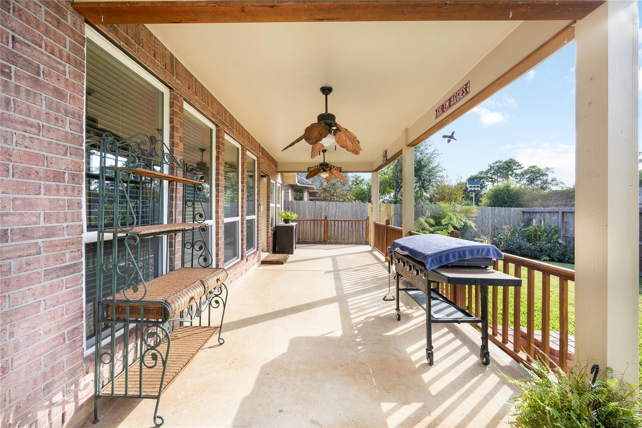 25619 Myrtle Springs