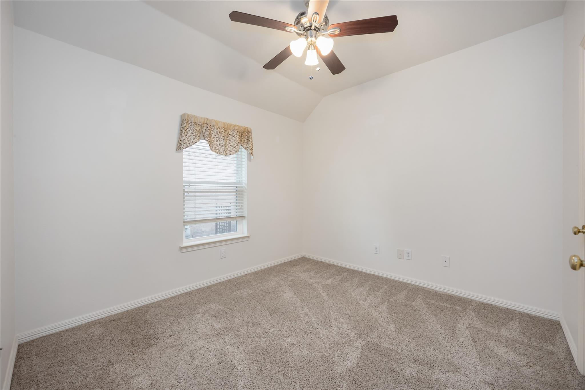25619 Myrtle Springs