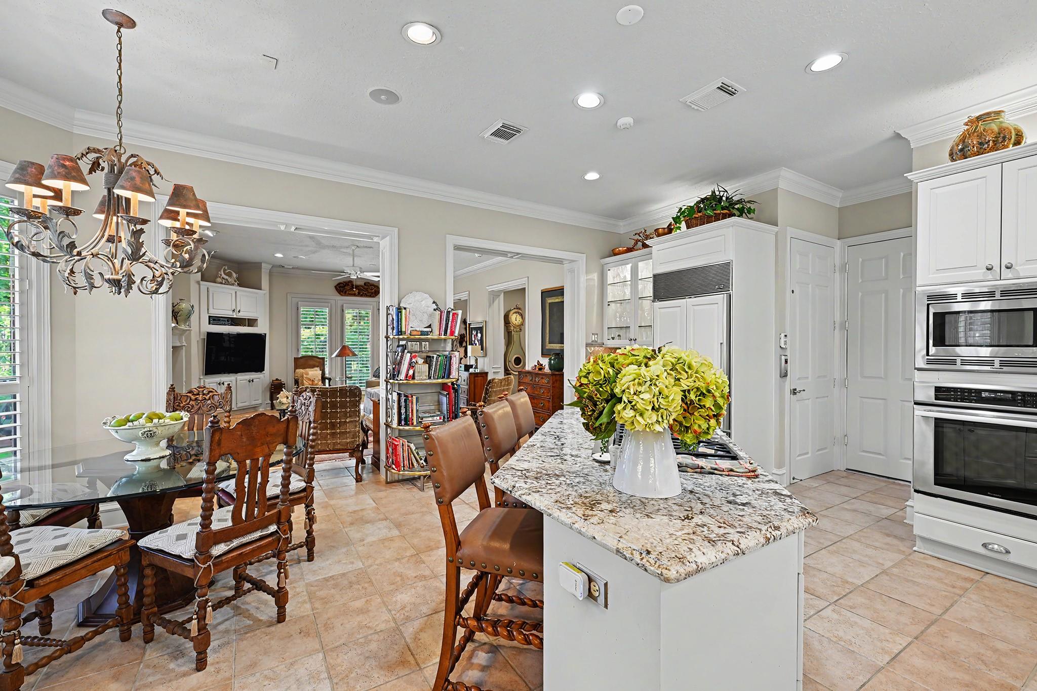 69 Wynden Oaks Drive