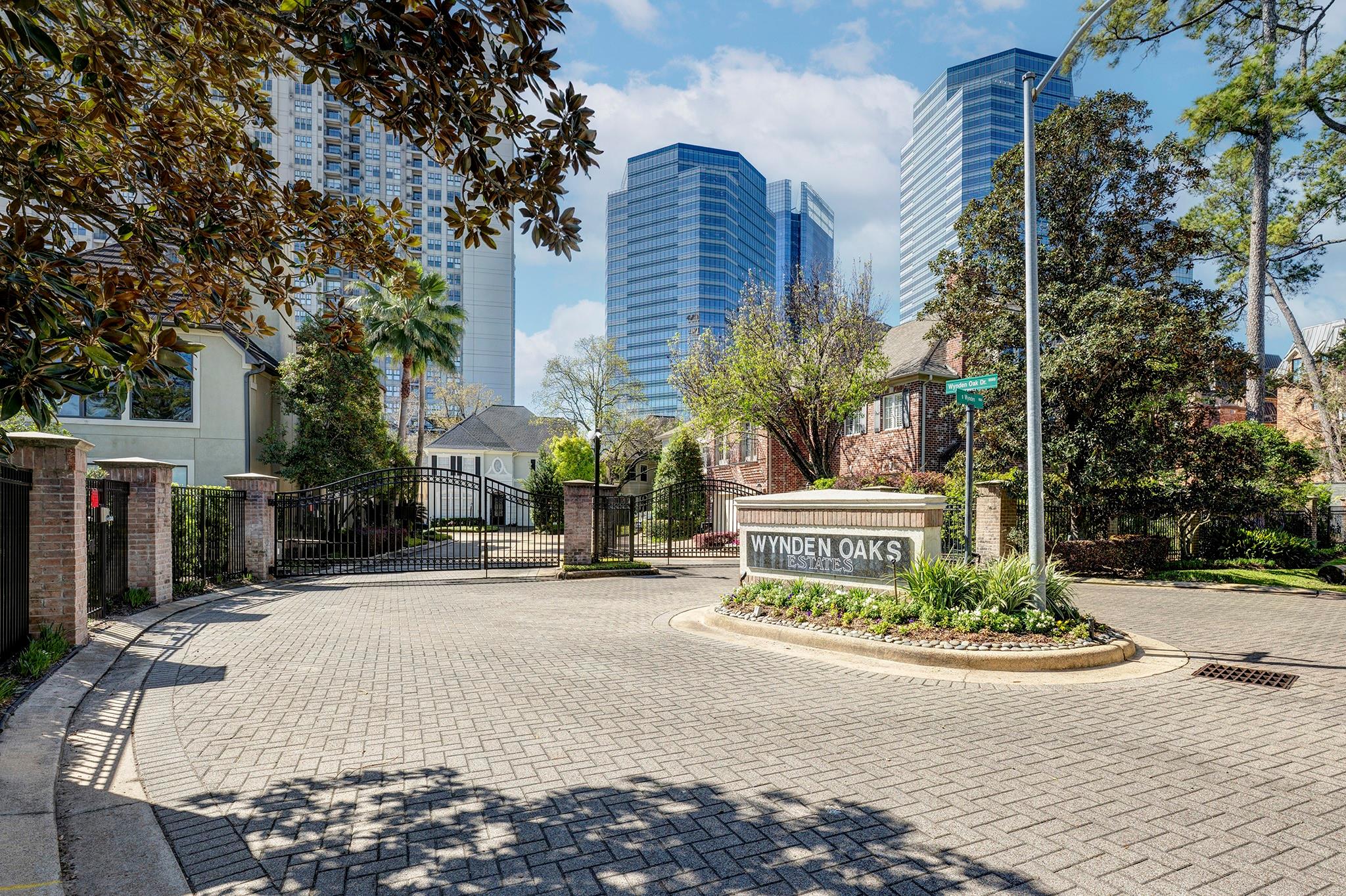 69 Wynden Oaks Drive