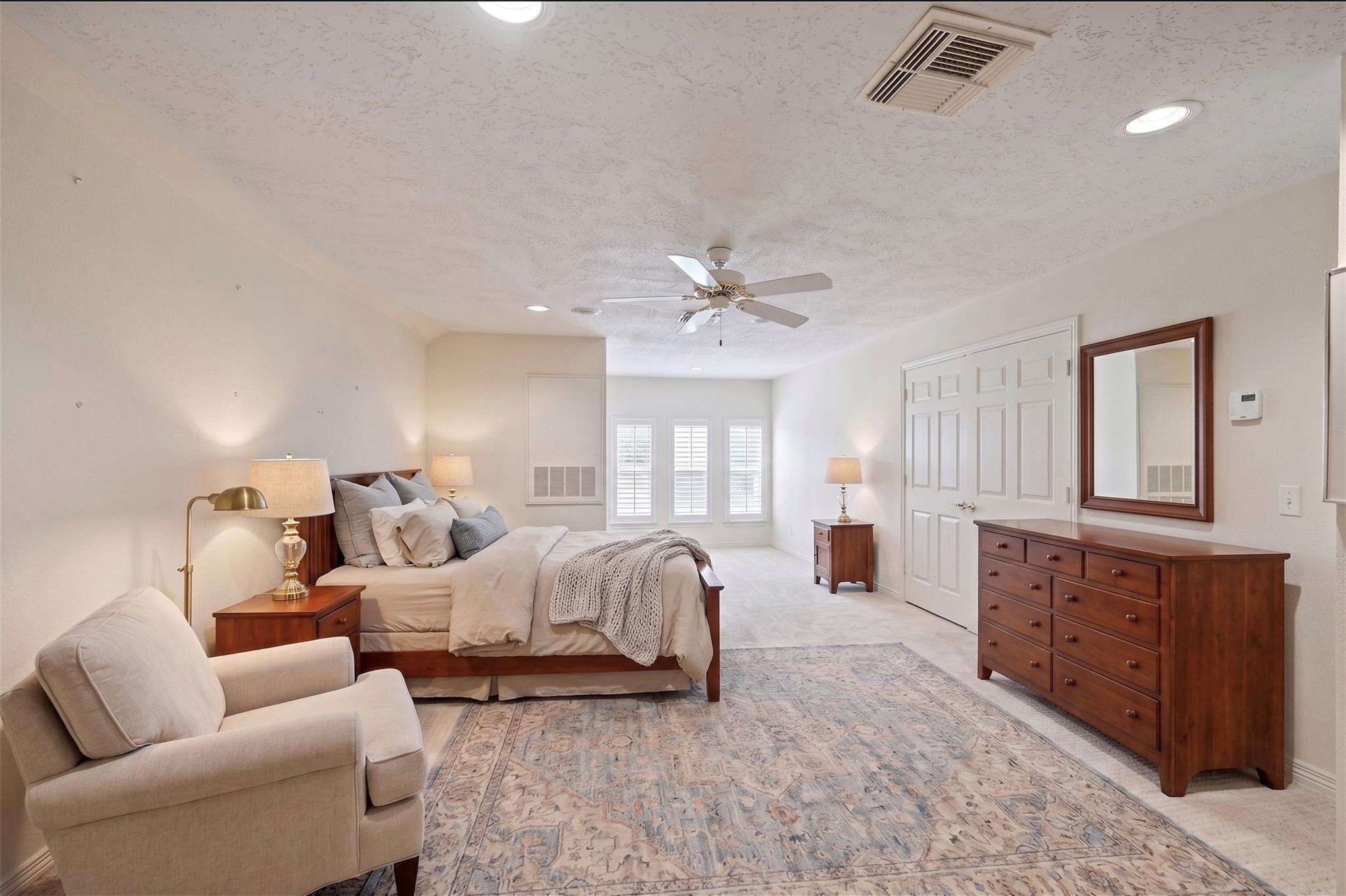 69 Wynden Oaks Drive