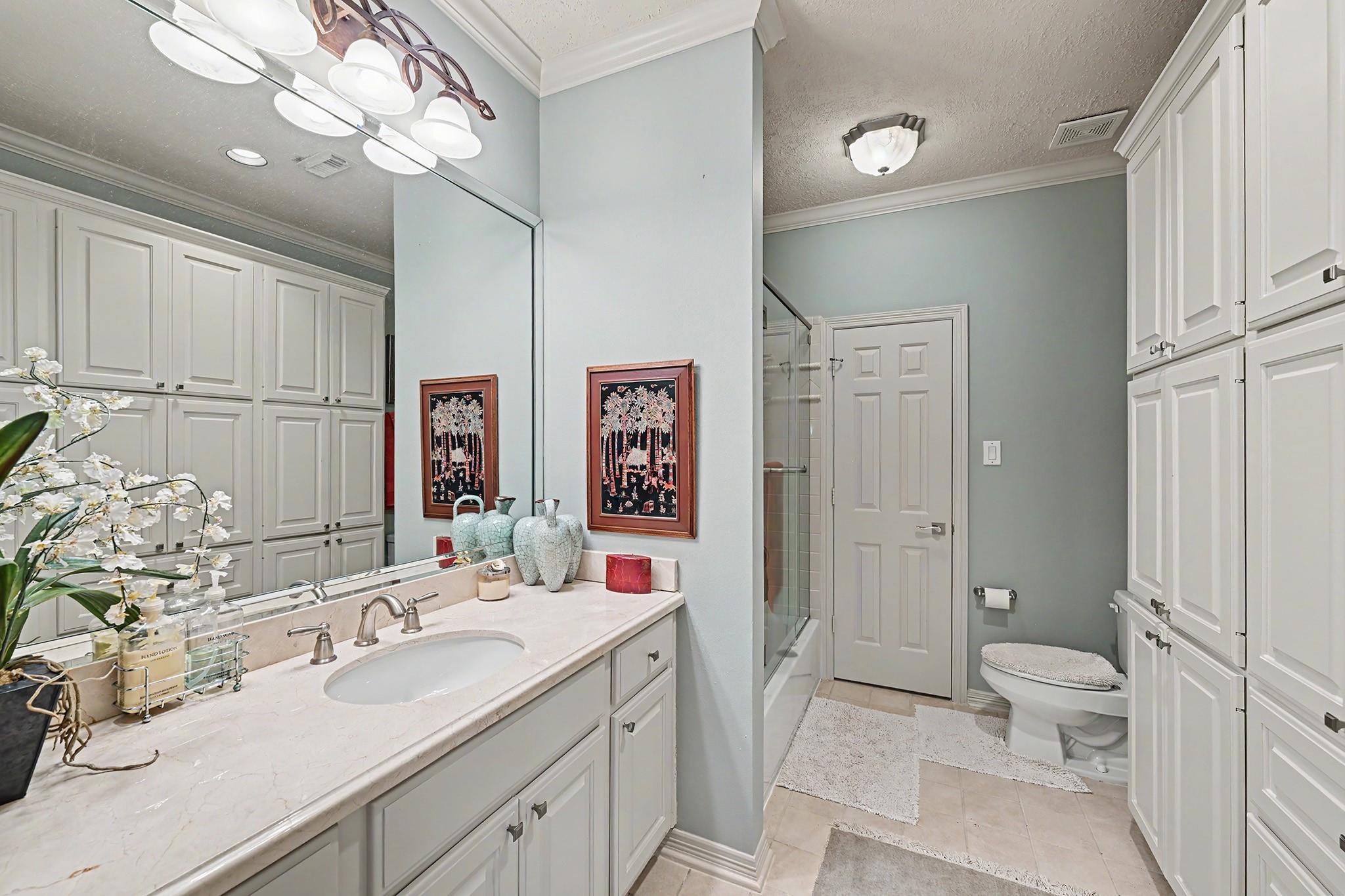 69 Wynden Oaks Drive