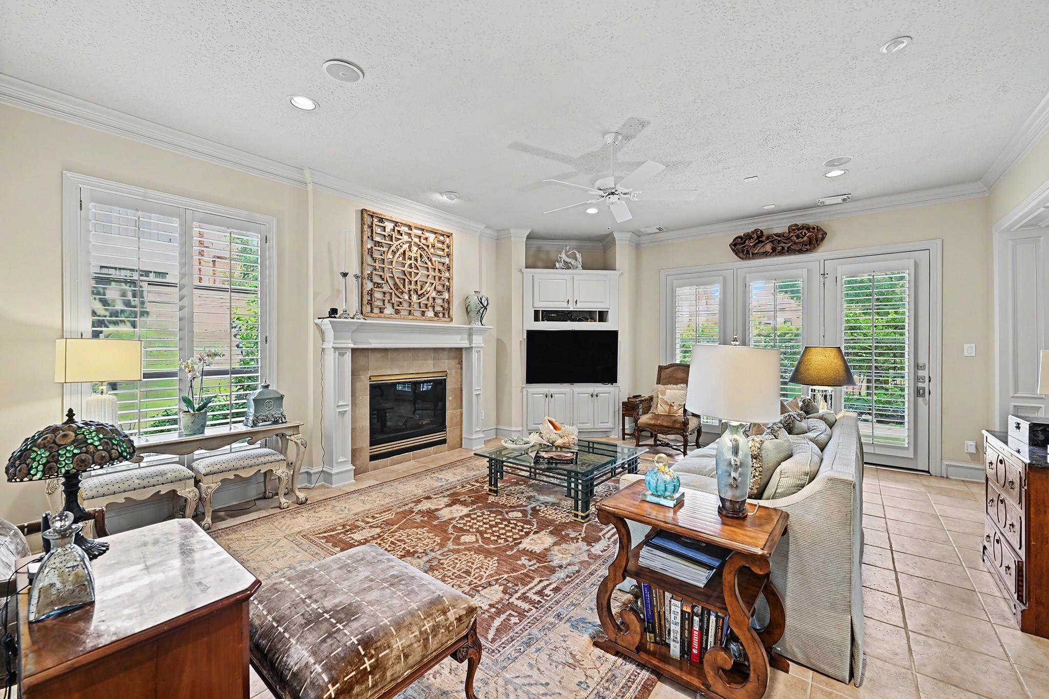 69 Wynden Oaks Drive
