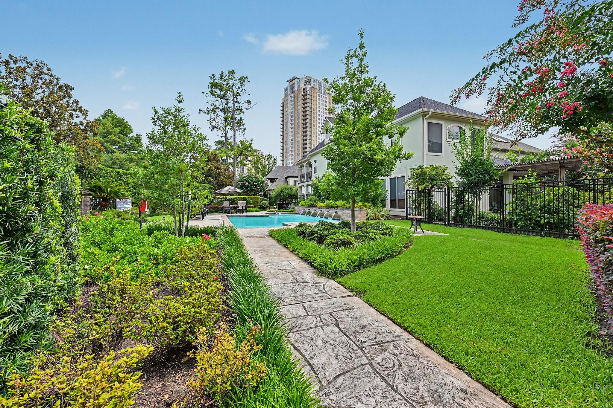 69 Wynden Oaks Drive