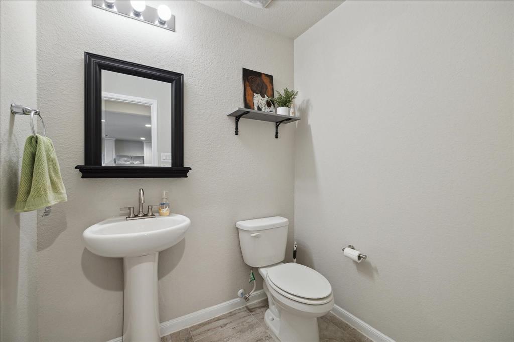 12610 Amaurot Lane