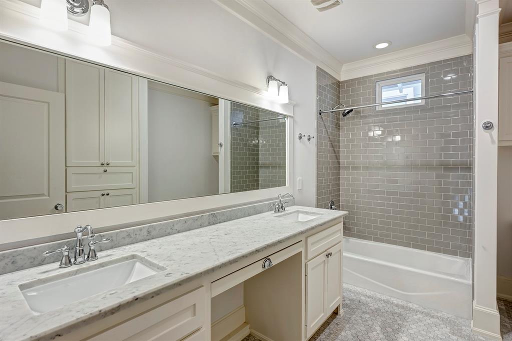 816 Ashland Street