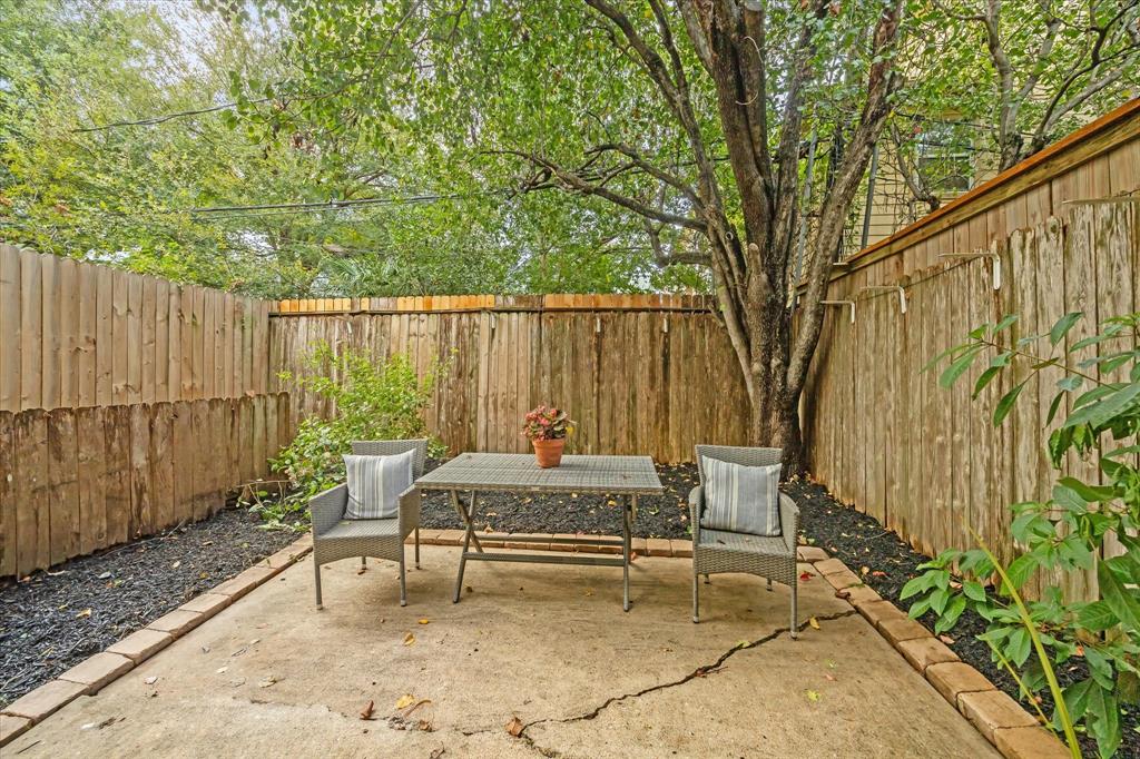 1206 Joe Annie Street