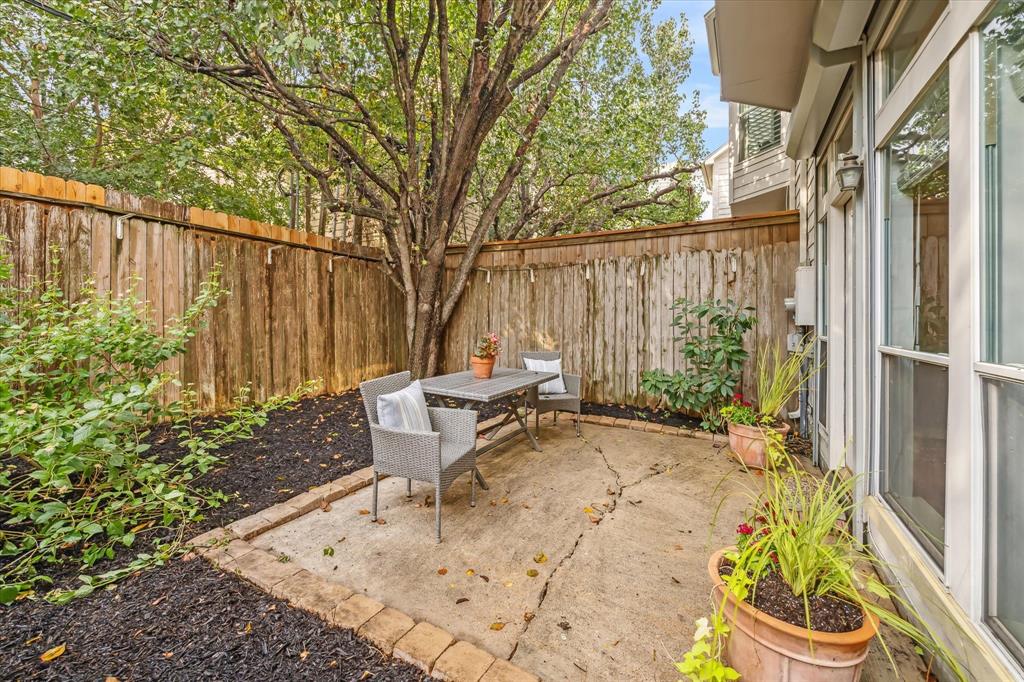 1206 Joe Annie Street