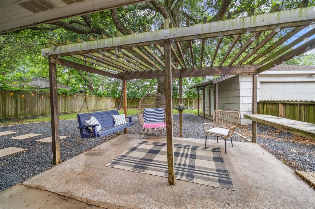 5135 Kingfisher Drive