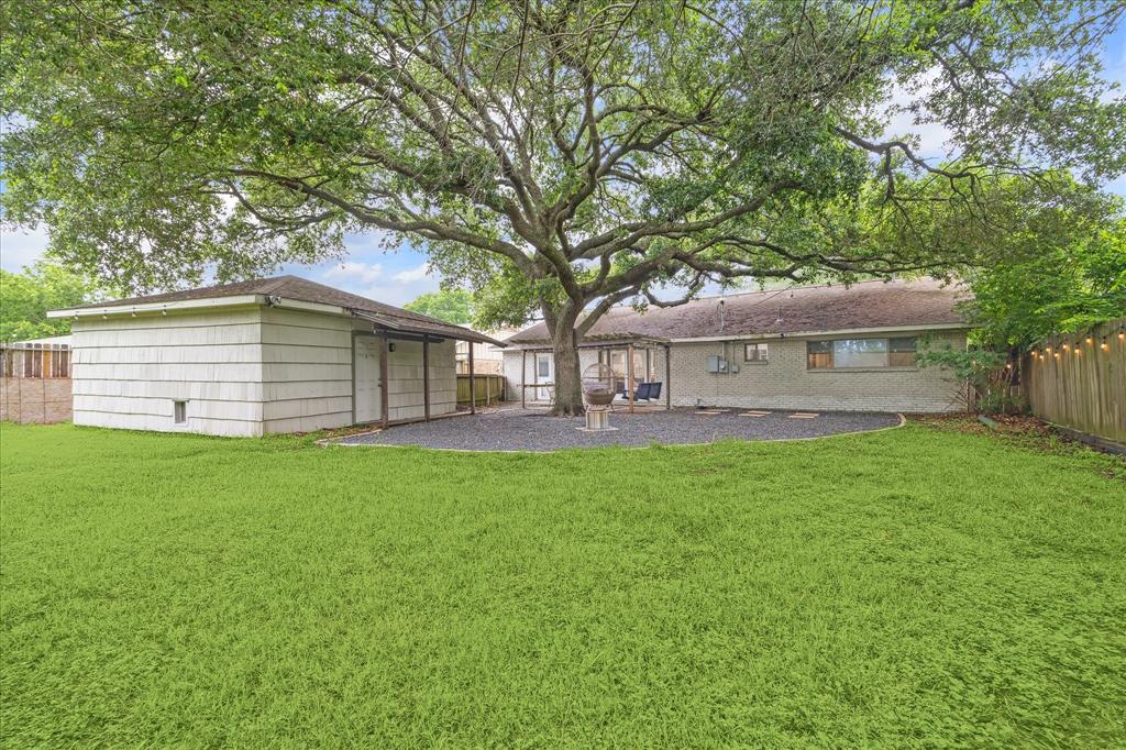 5135 Kingfisher Drive