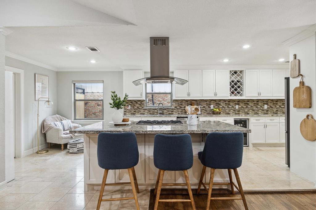 5135 Kingfisher Drive