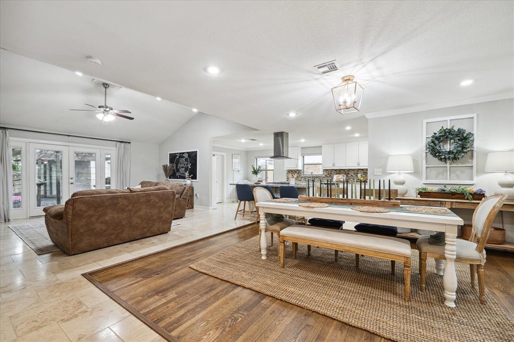 5135 Kingfisher Drive