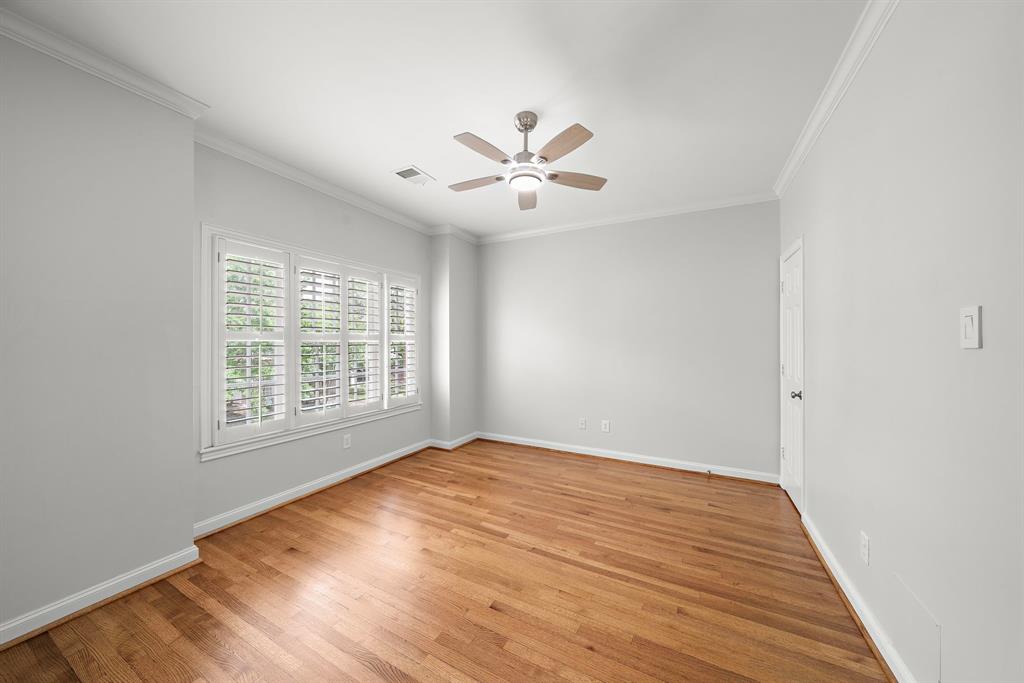 5808 Fordham Street