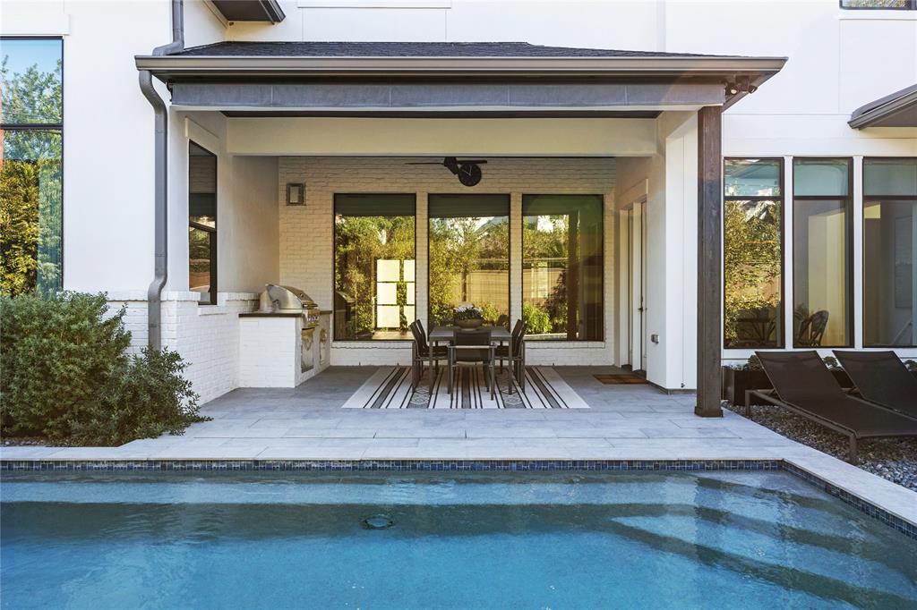 1509 Glourie Drive