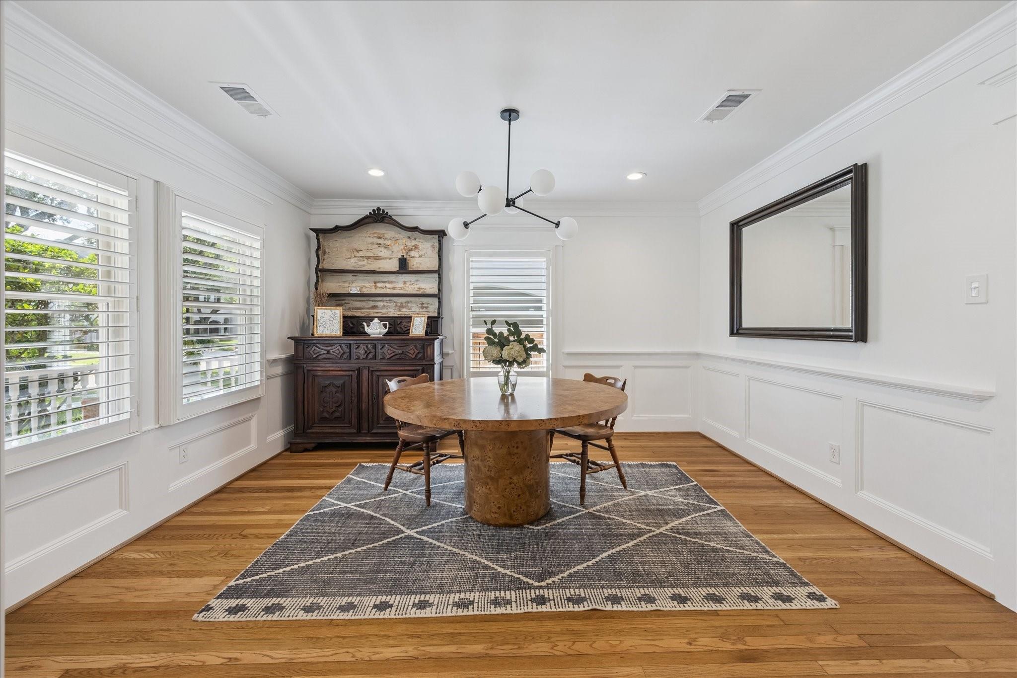 2606 Arbuckle Street