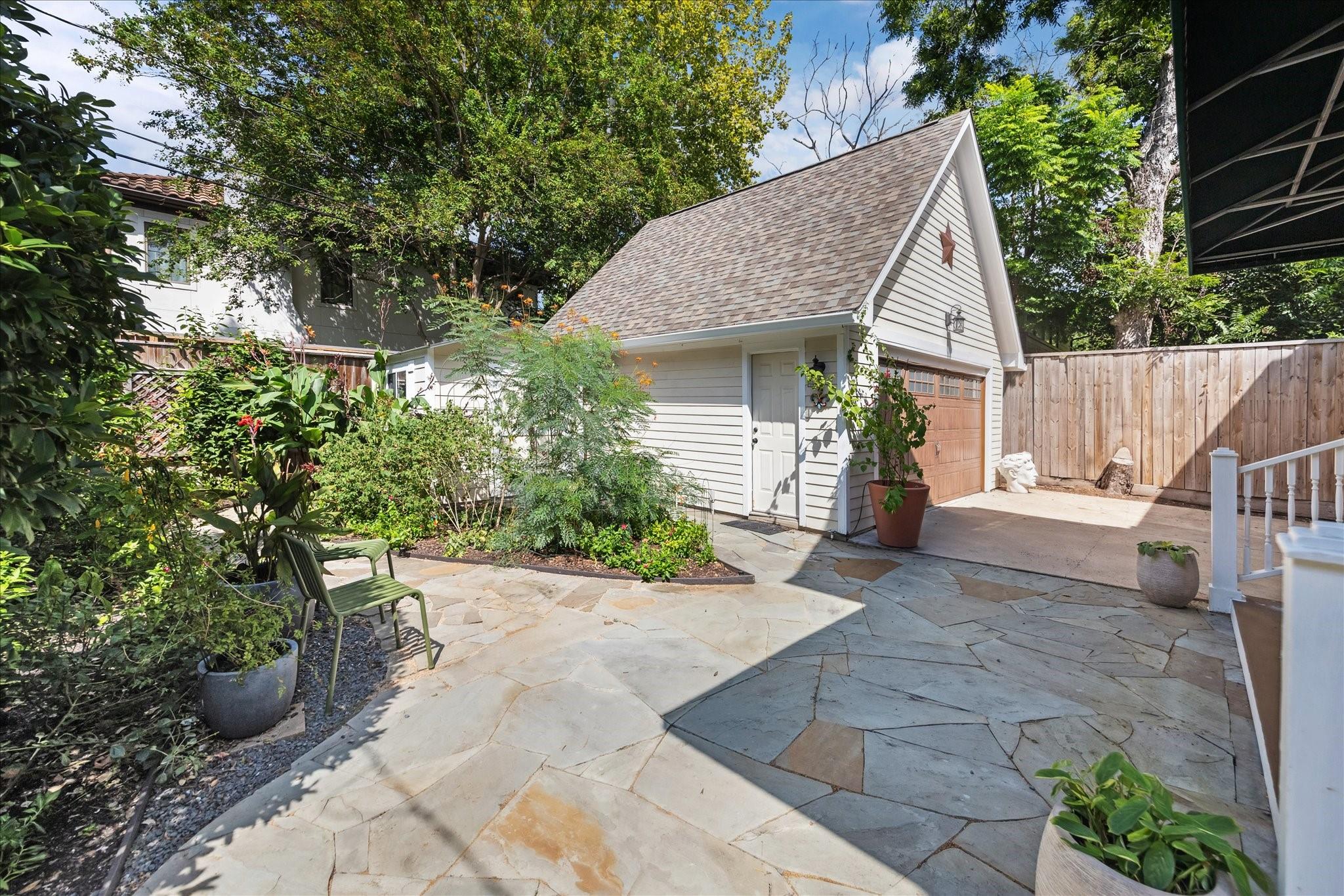 2606 Arbuckle Street