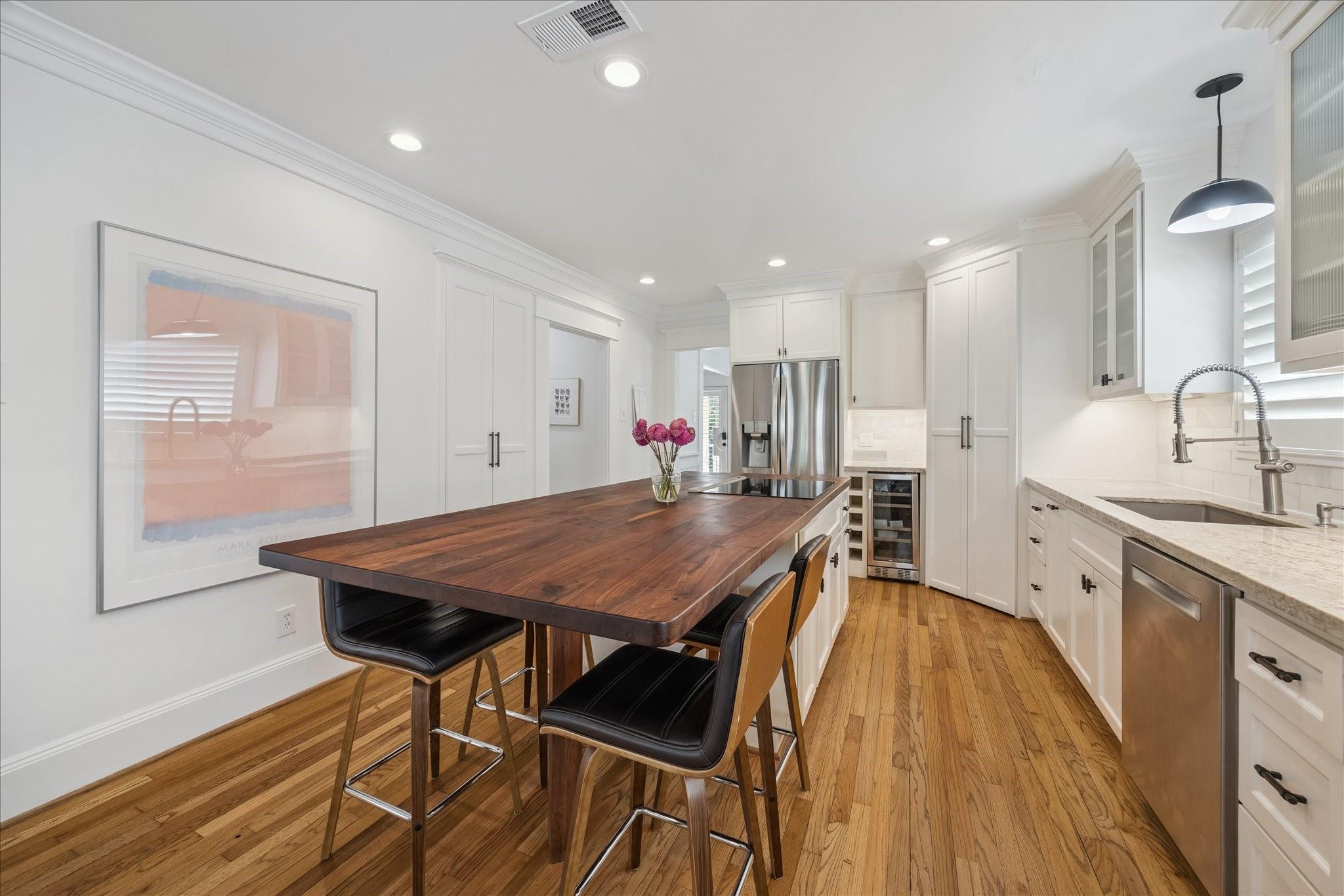 2606 Arbuckle Street