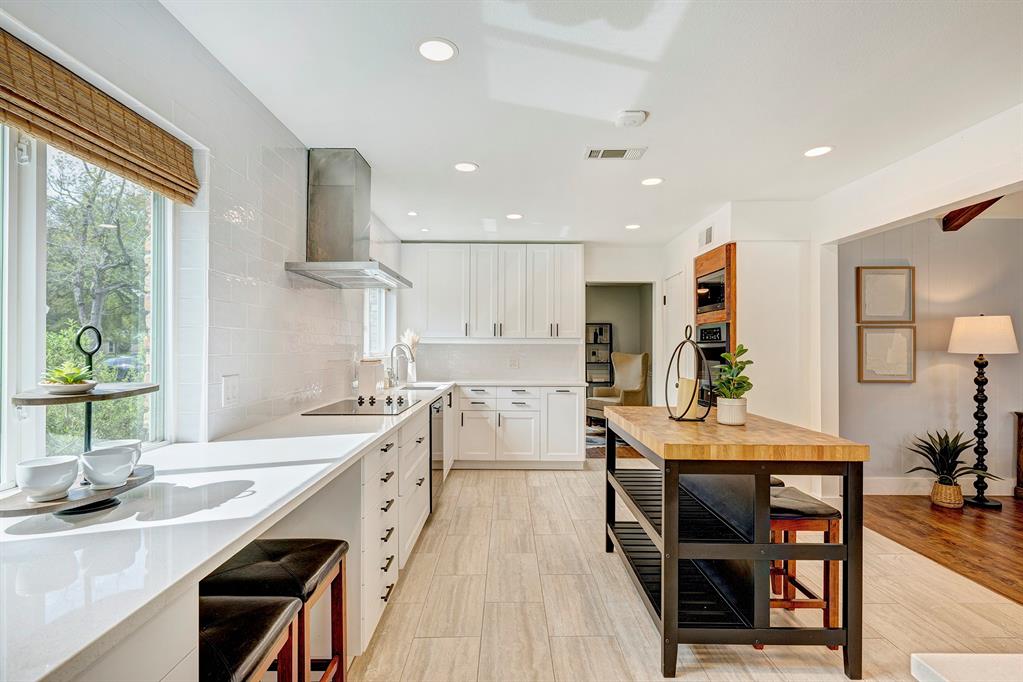 1518 San Sebastian Lane