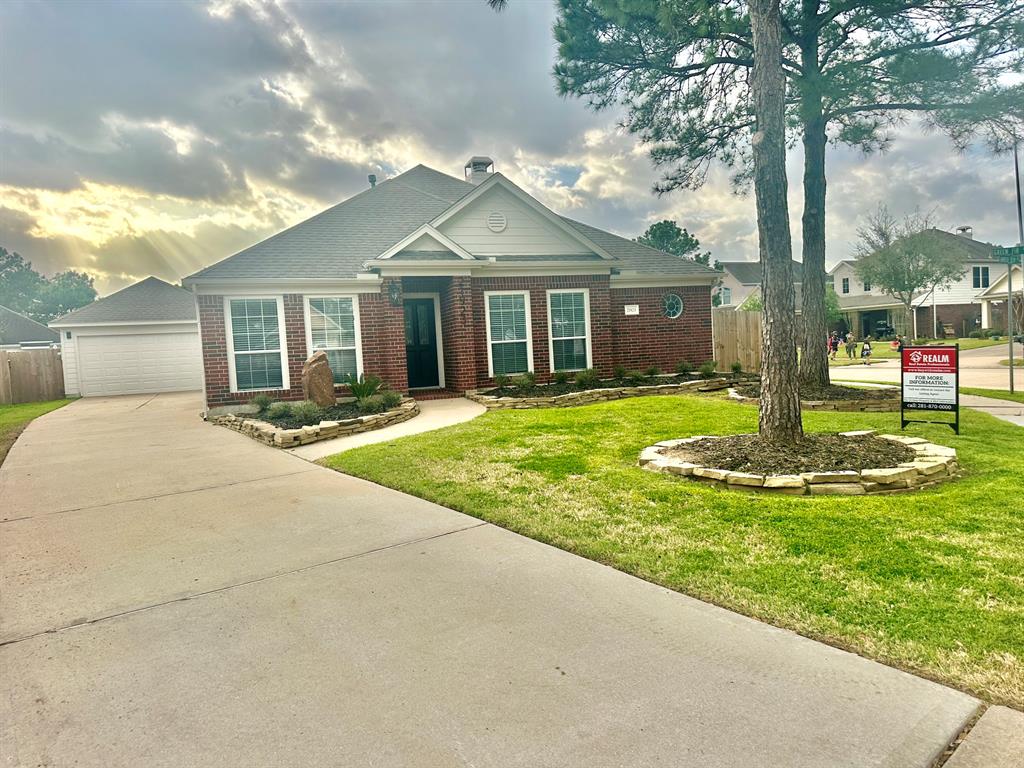 21923 Amber Elm Trail