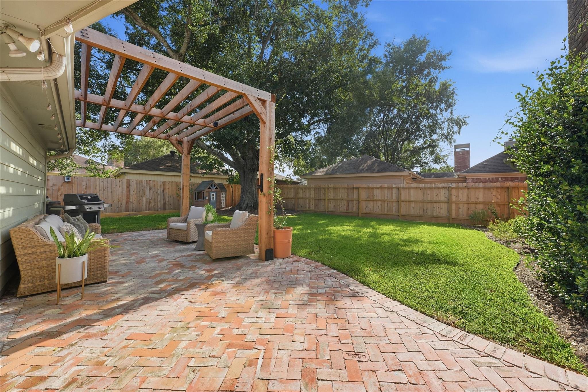 12111 Meadow Lake Drive