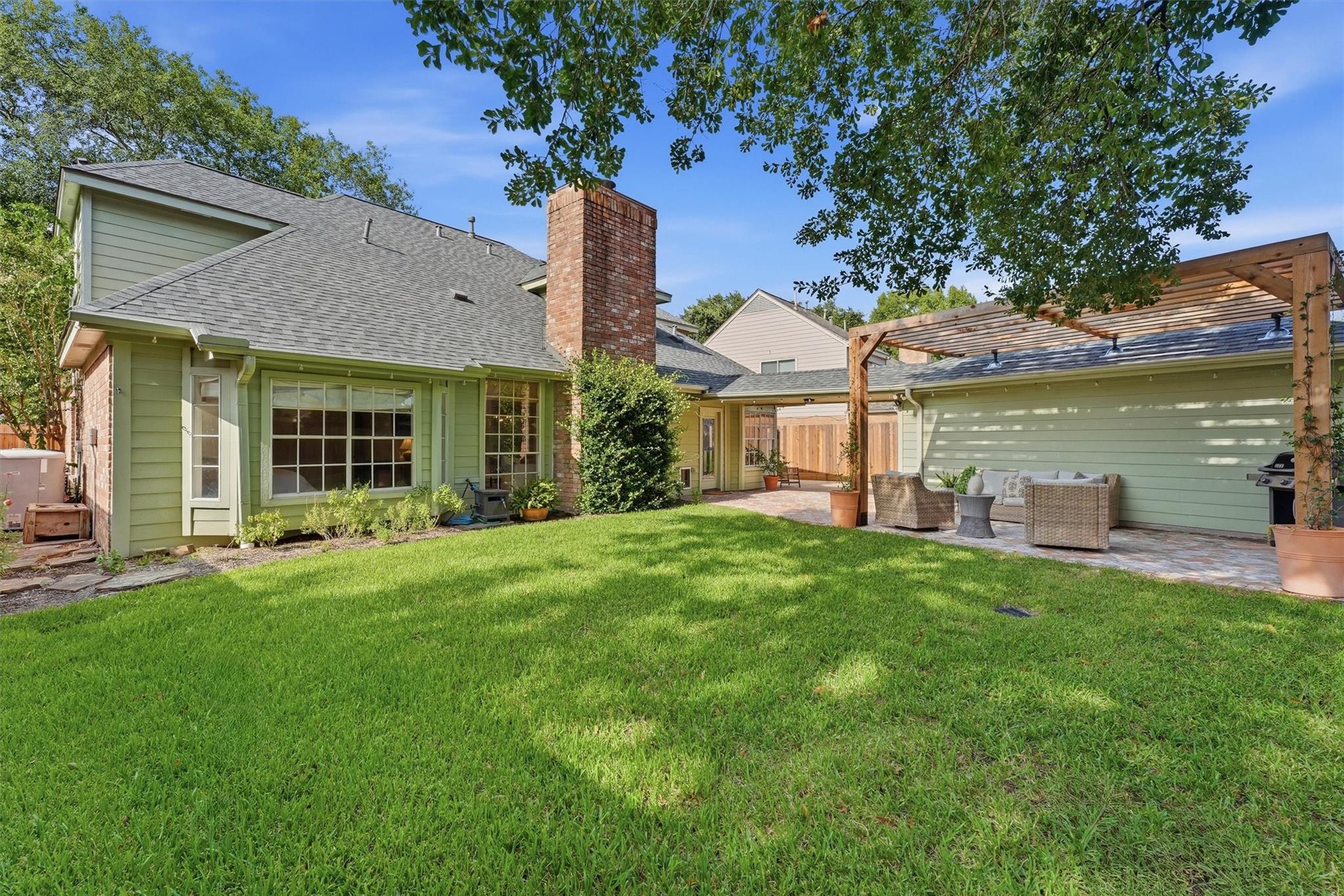 12111 Meadow Lake Drive