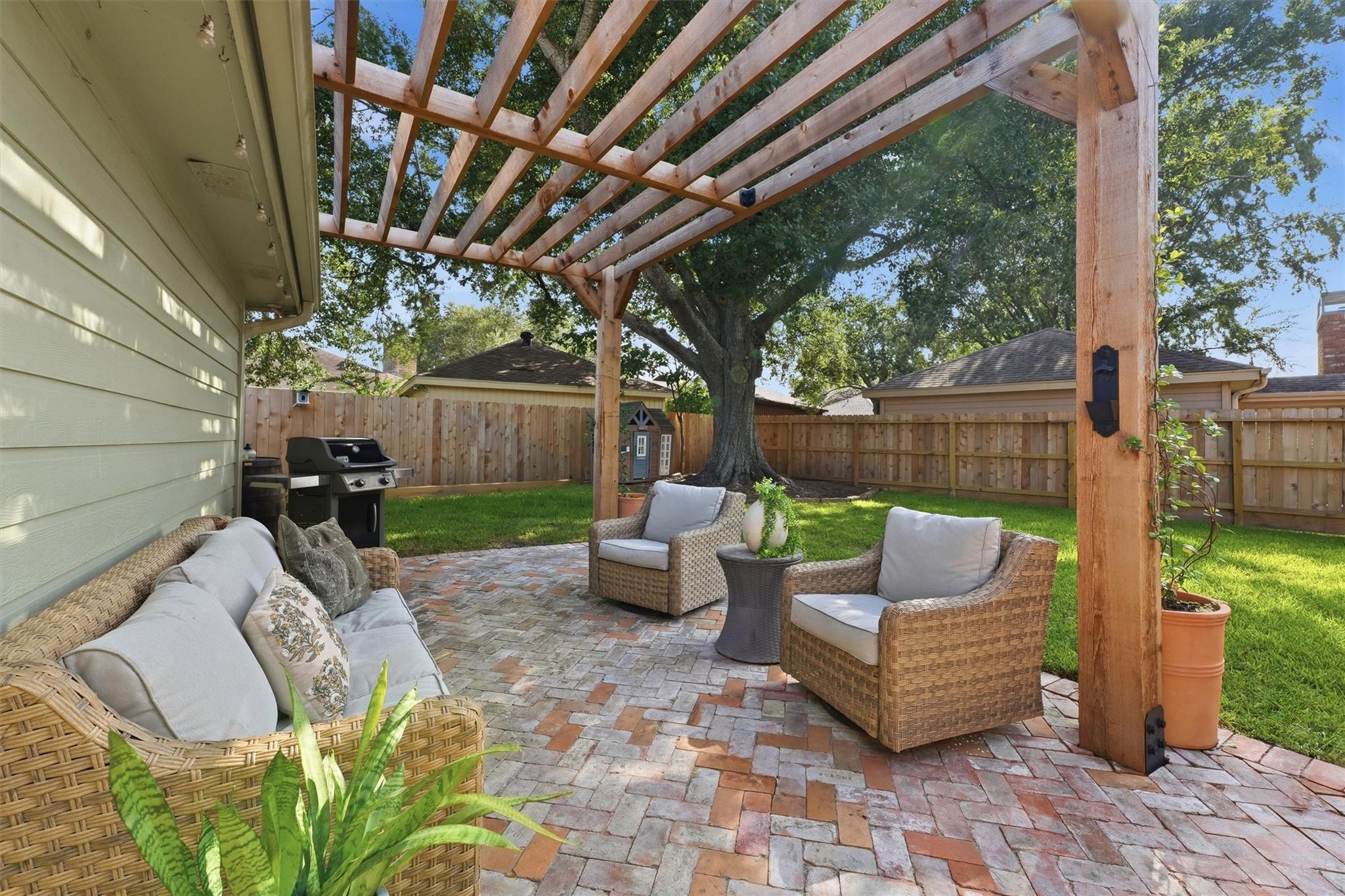 12111 Meadow Lake Drive