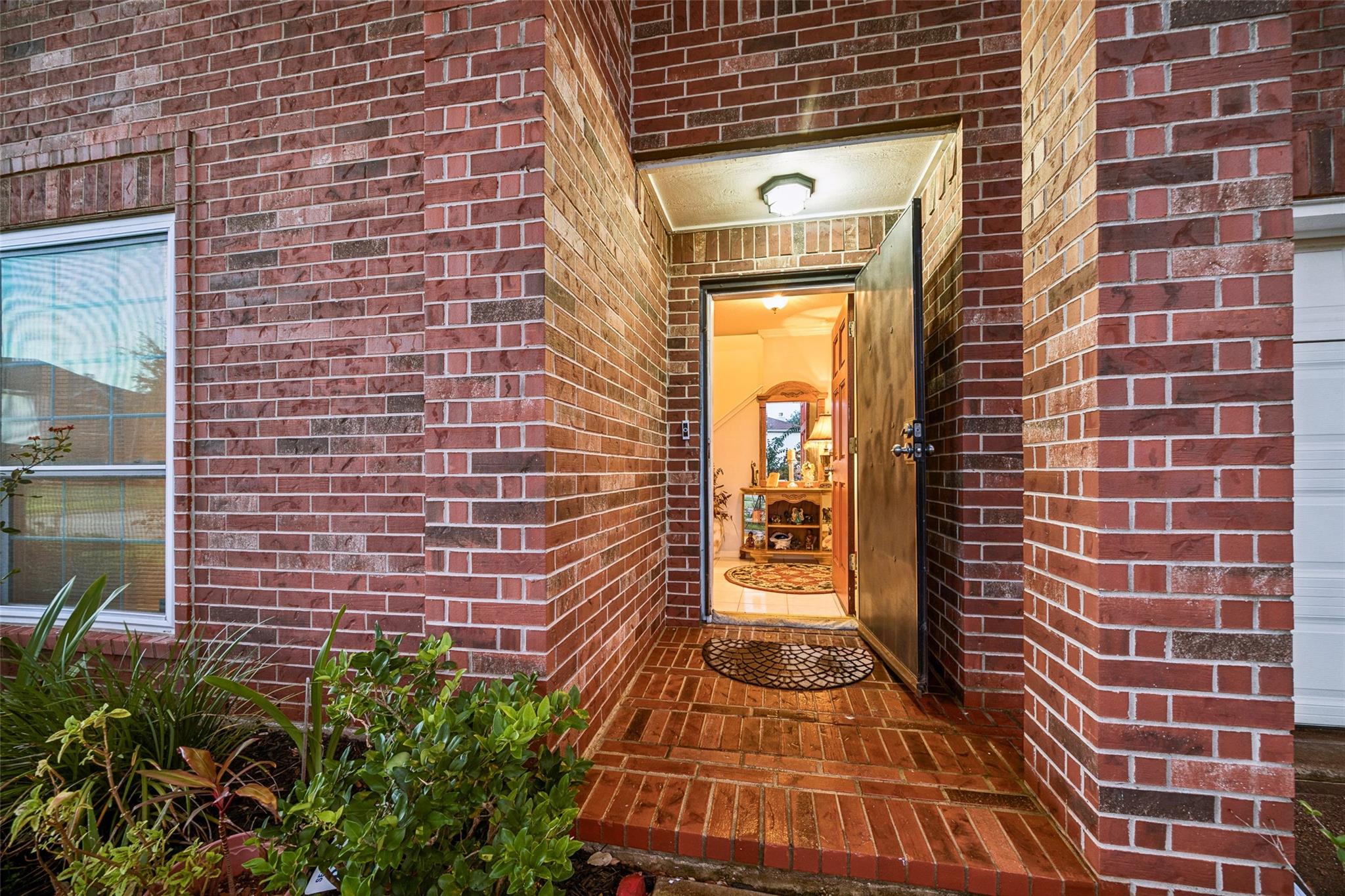 918 Heathcliff Drive