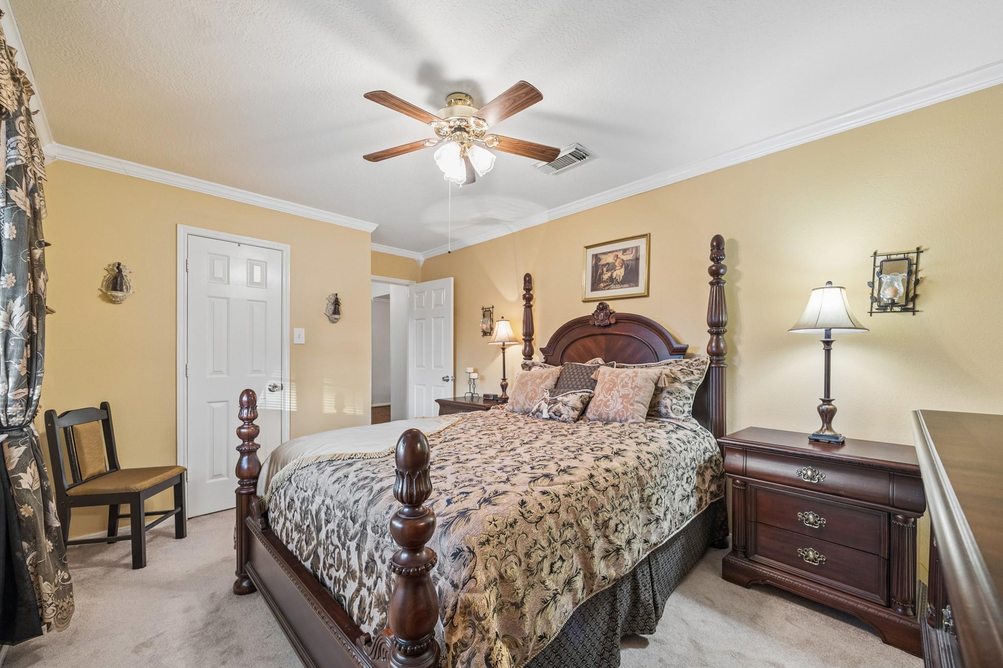 918 Heathcliff Drive