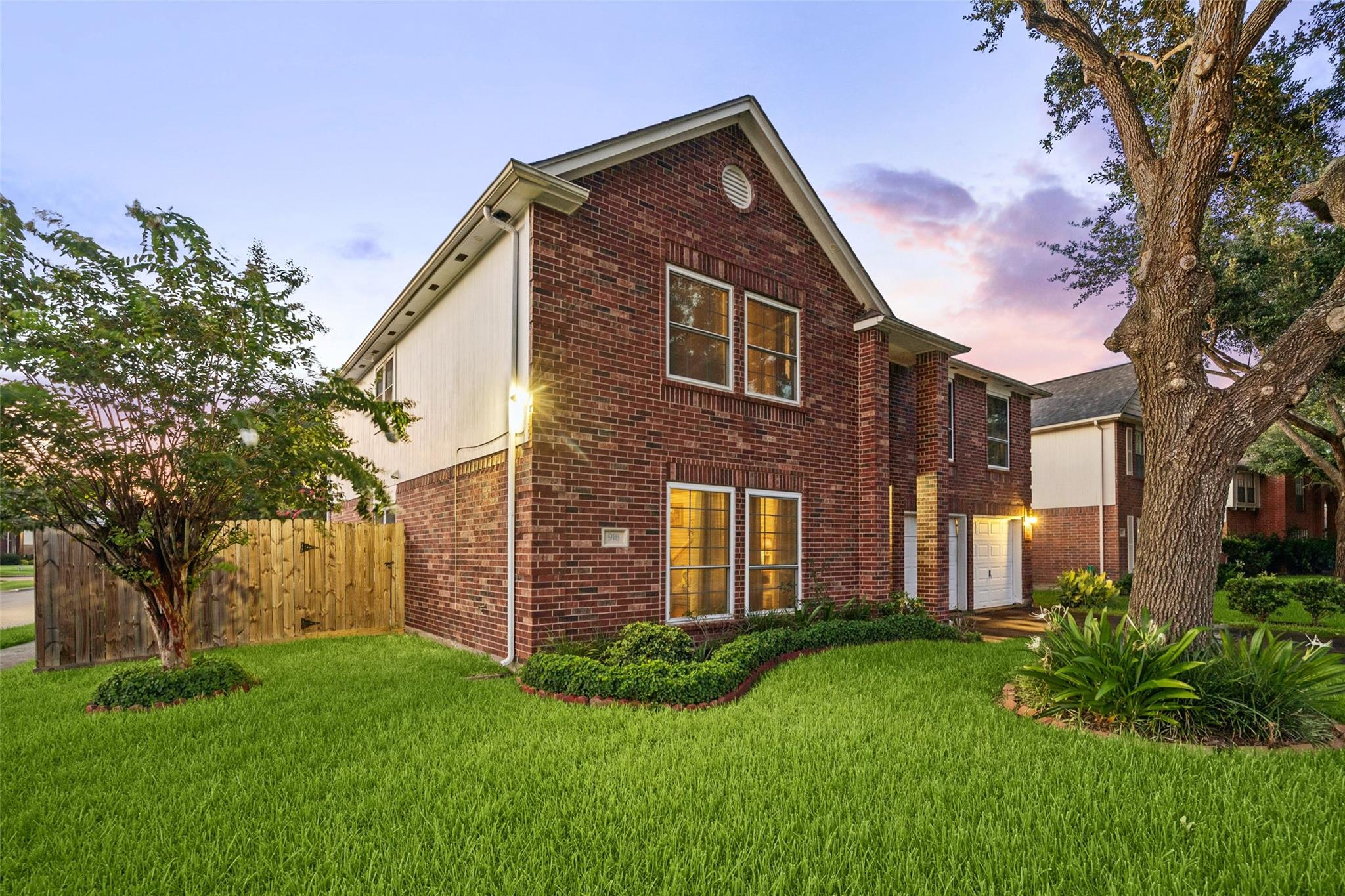 918 Heathcliff Drive