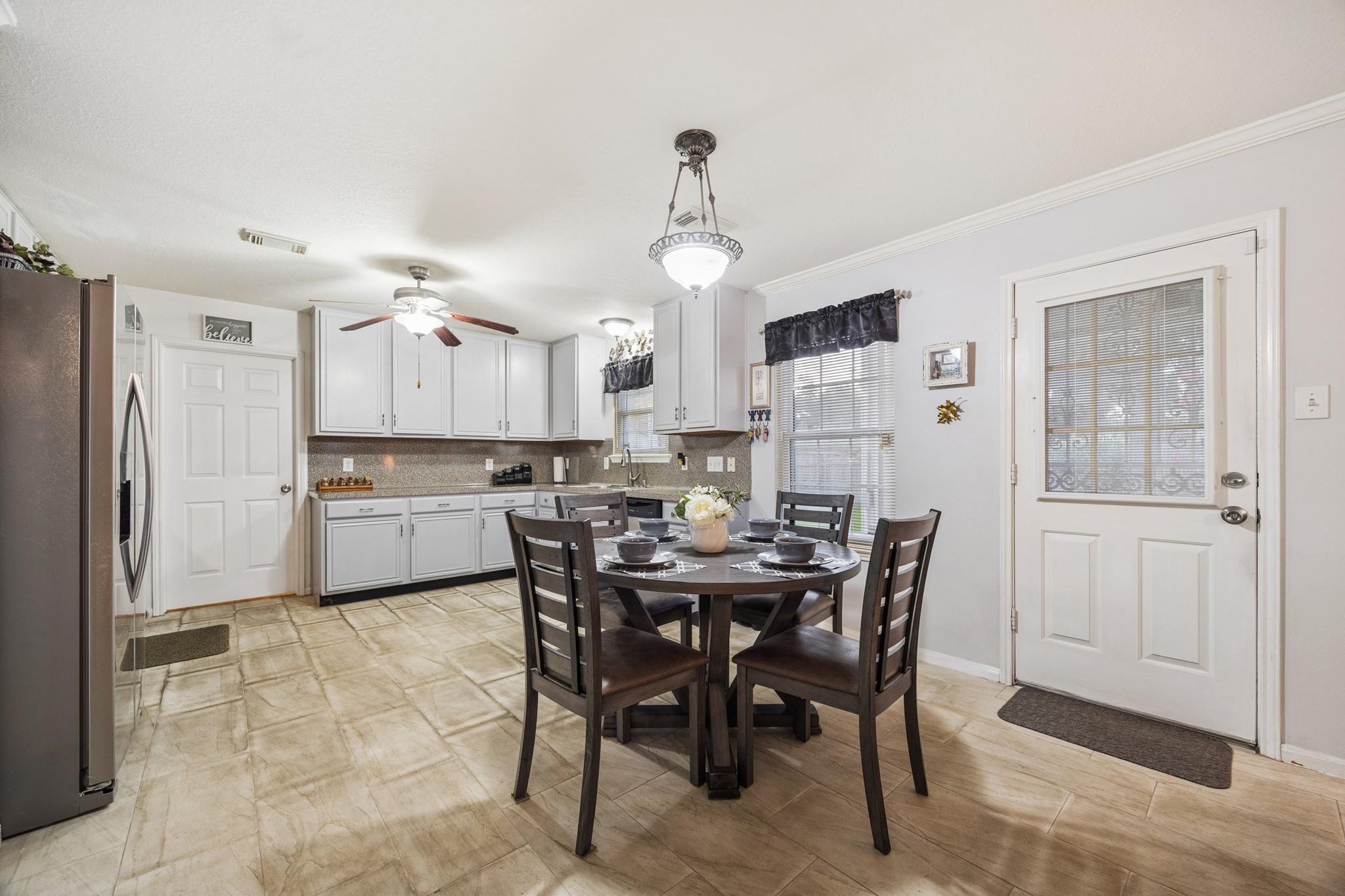 918 Heathcliff Drive