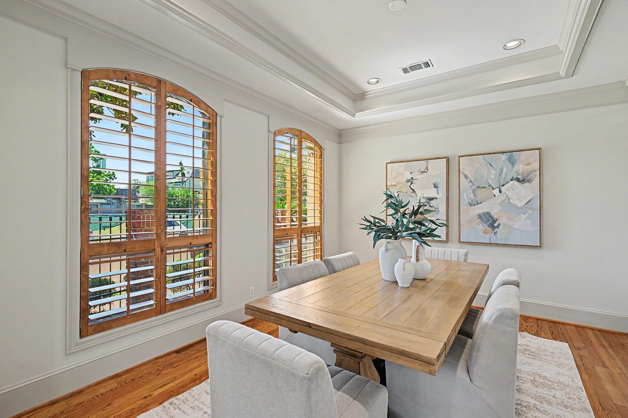 2410 Mimosa Drive
