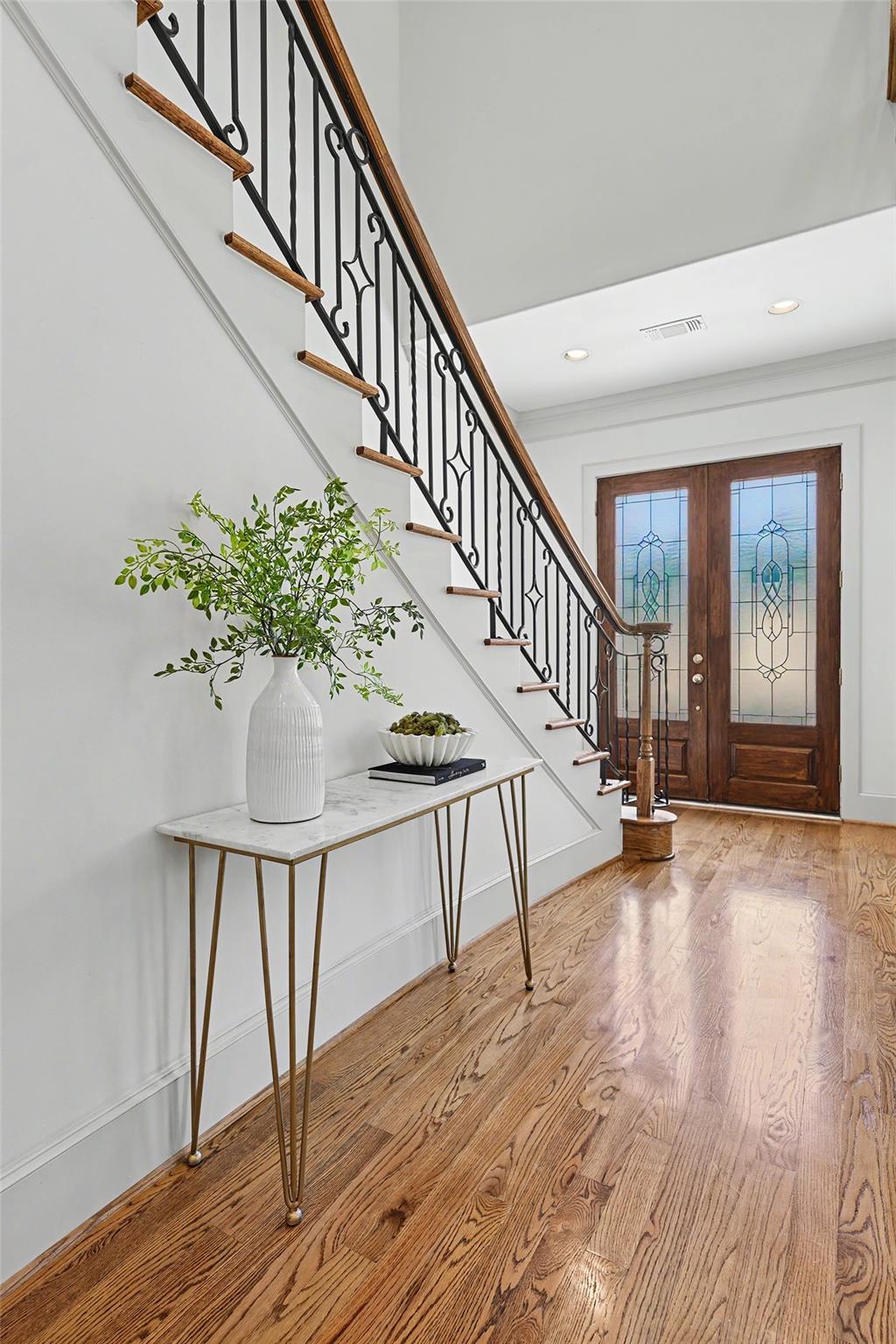 2410 Mimosa Drive