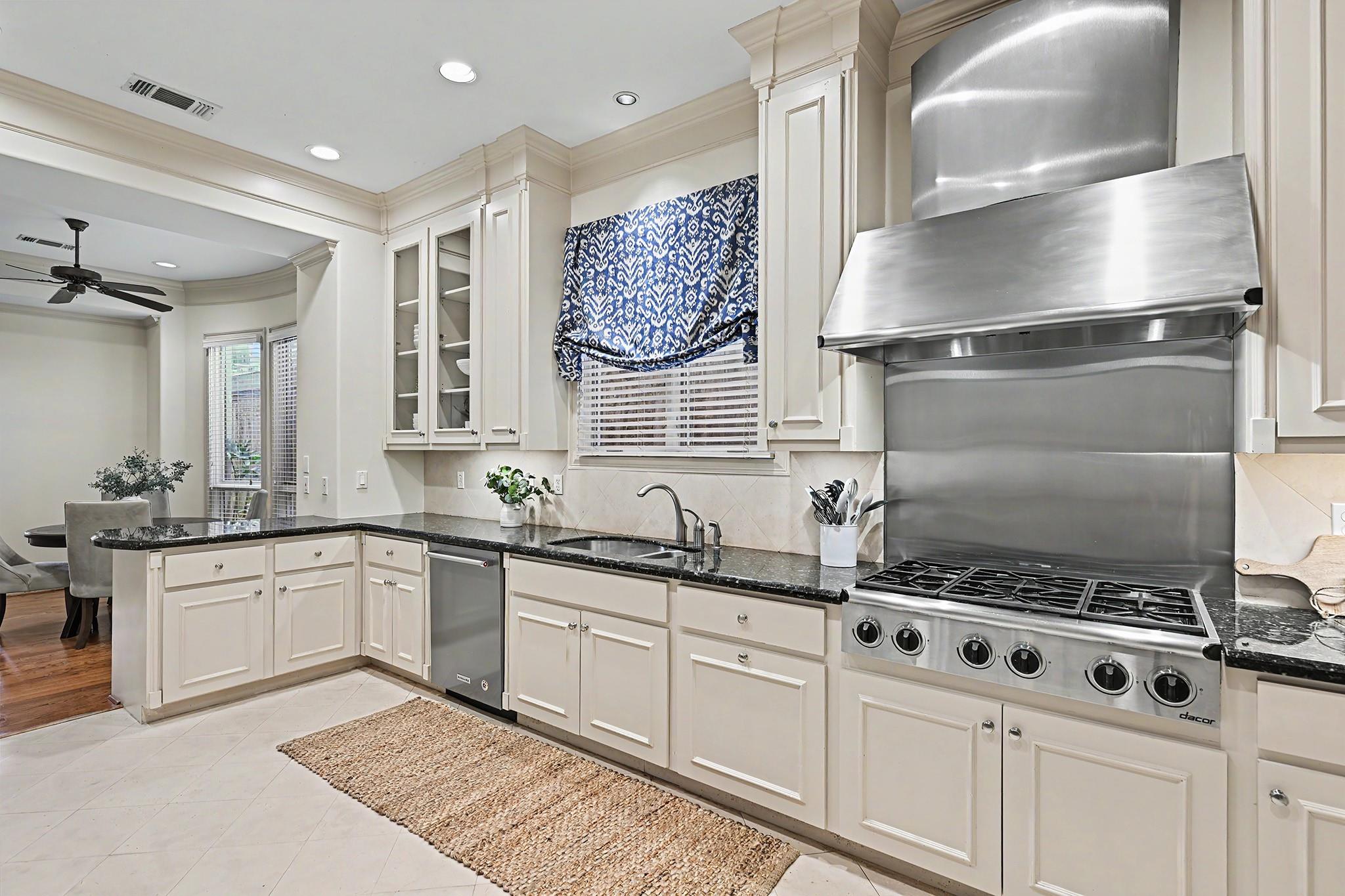 2410 Mimosa Drive
