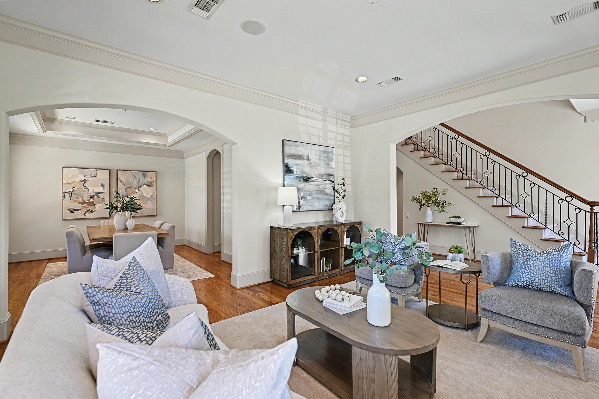 2410 Mimosa Drive
