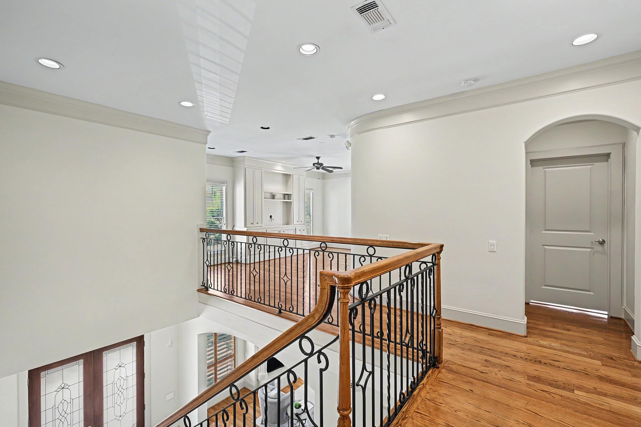 2410 Mimosa Drive