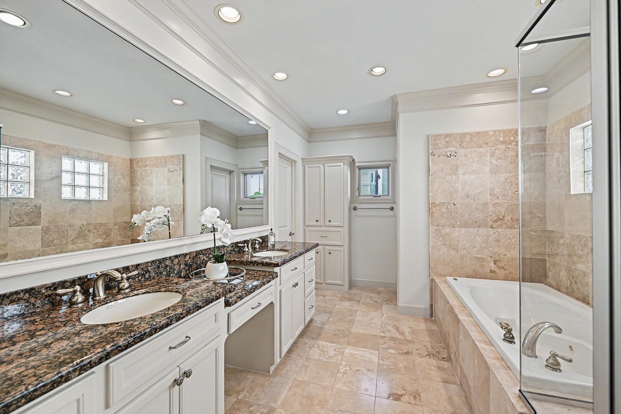 2410 Mimosa Drive