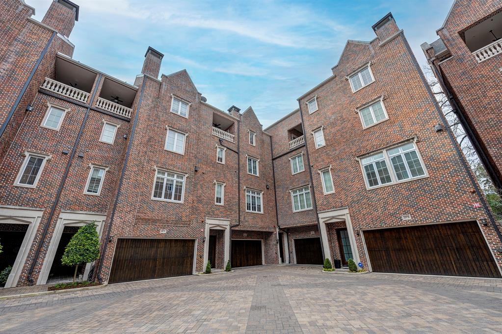 415 Lovett Boulevard # B