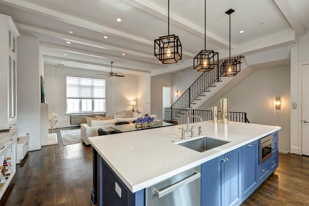 415 Lovett Boulevard # B