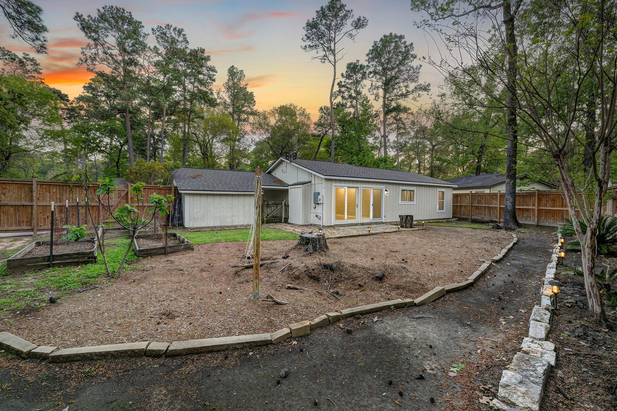 1911 N Red Cedar Circle