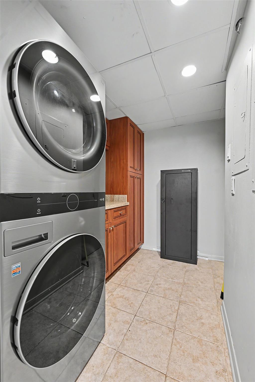 2200 Willowick Road # 14D