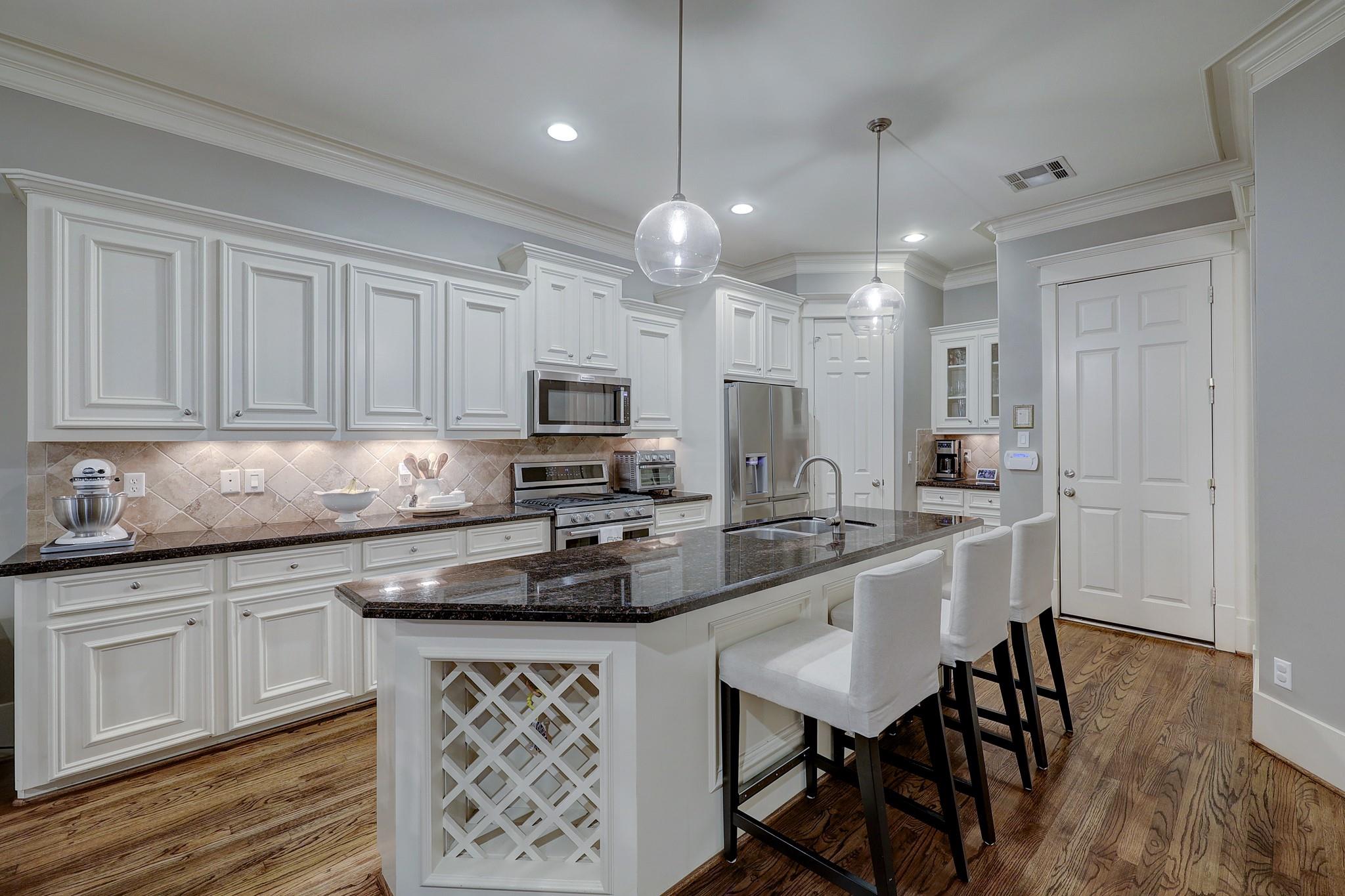 1126 W 17th Street # D