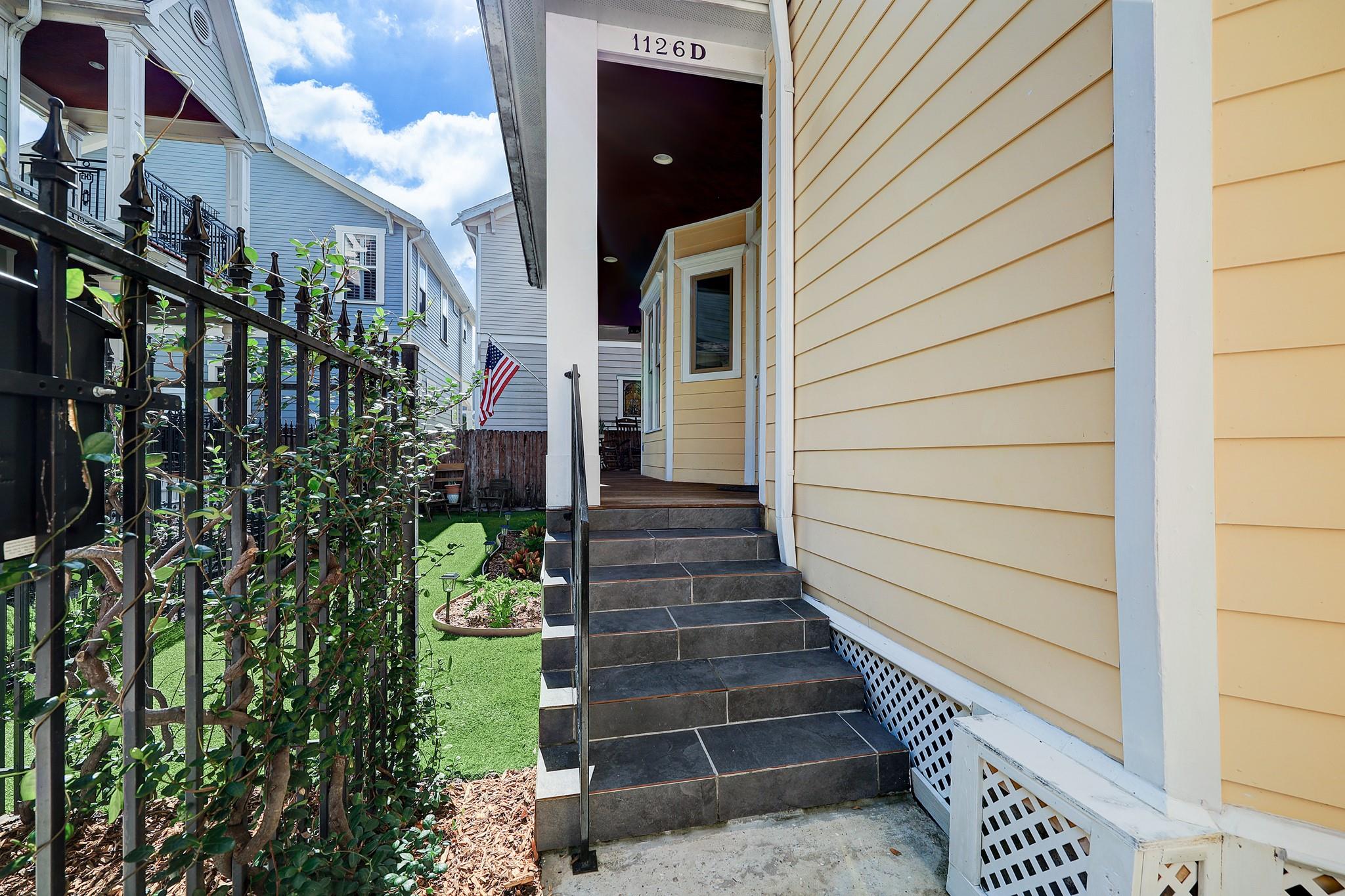 1126 W 17th Street # D